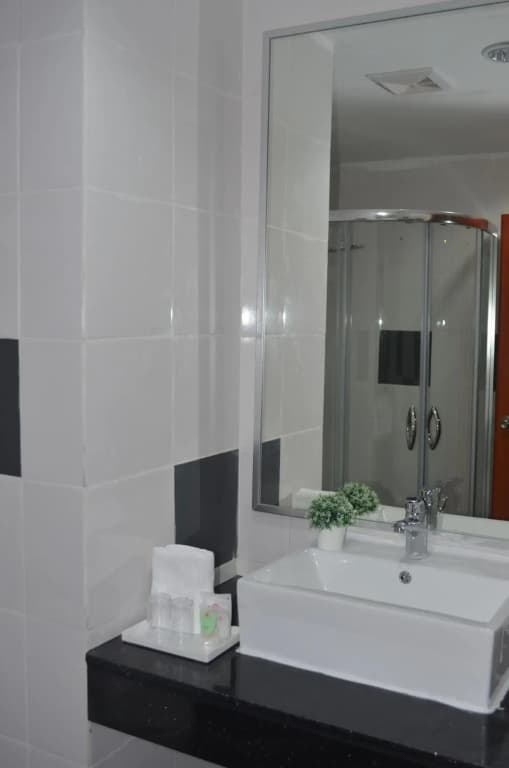 TD Mutiara Hotel - photo 8