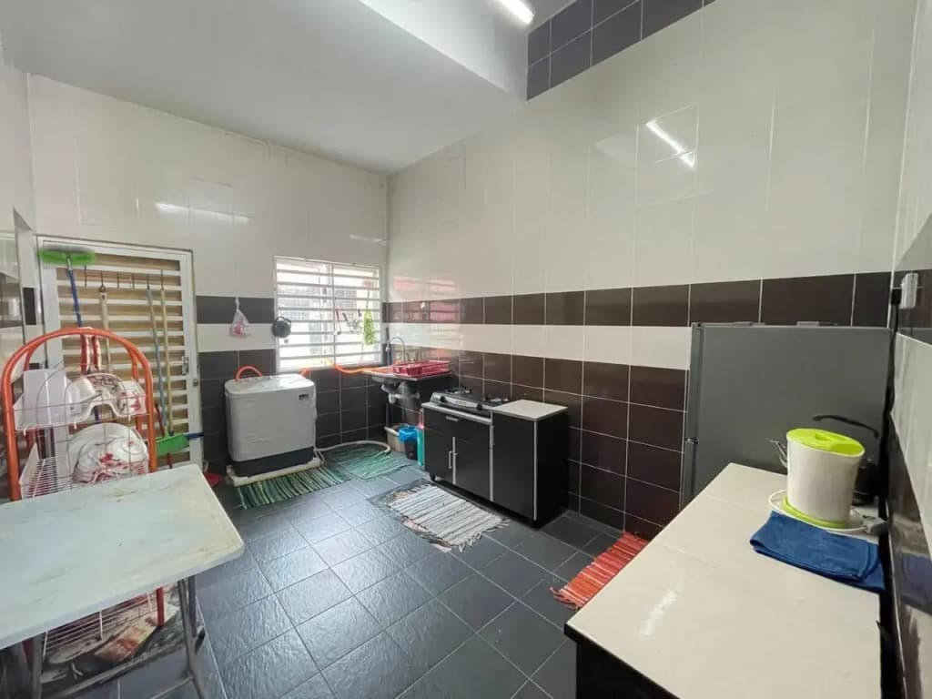 Ritz Homestay at Gong Badak, Kuala Terengganu - photo 4