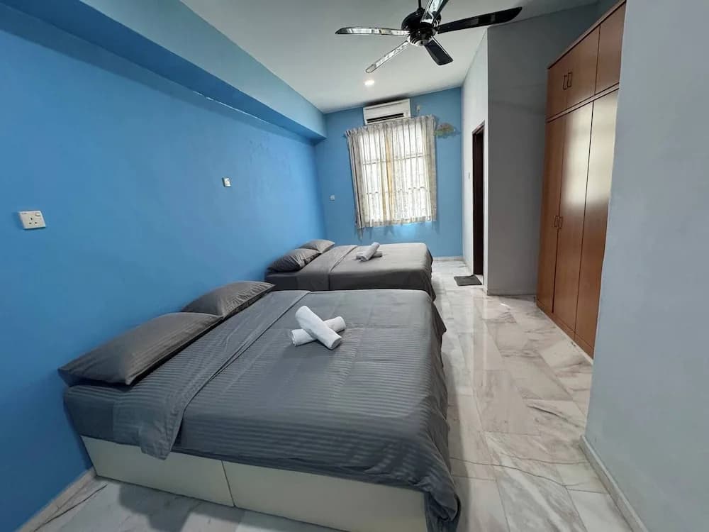 Cozy Johor Bahru Home With Family Room and Unblock Balcony View - photo 4
