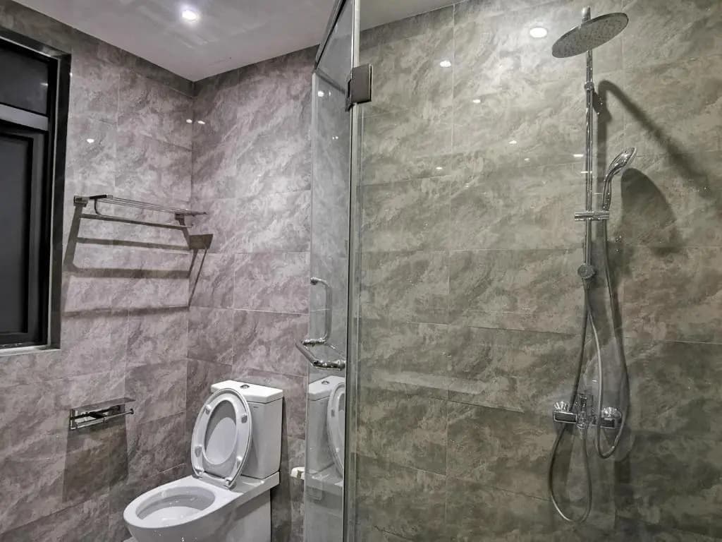 Yussy 4Bedroom Condo at R&F Princess Cove - photo 38