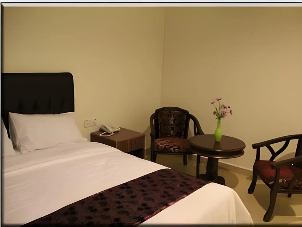 One Hotel Lintas Jaya - photo 15