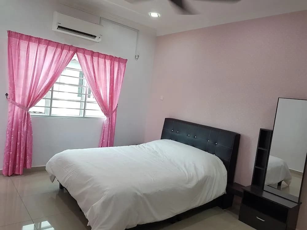 Sitiawan Homestay - photo 4