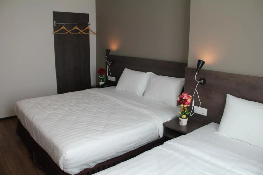 KL Hotel - photo 12
