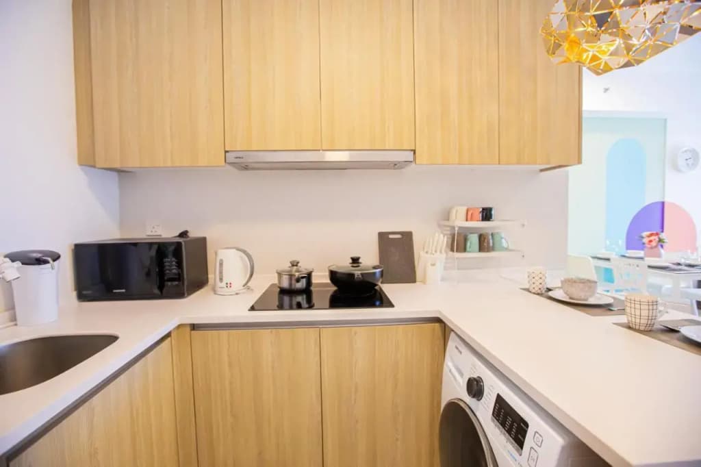Georgetown High Floor Luxury 3BR Suite - photo 15