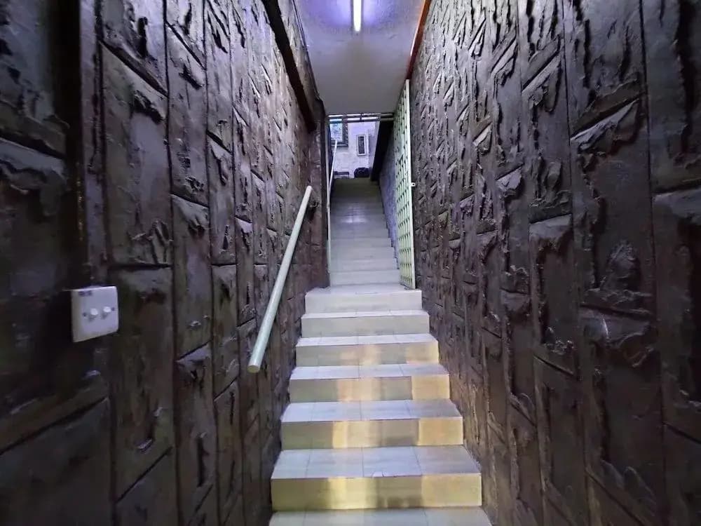 Ismailian Inn - photo 10