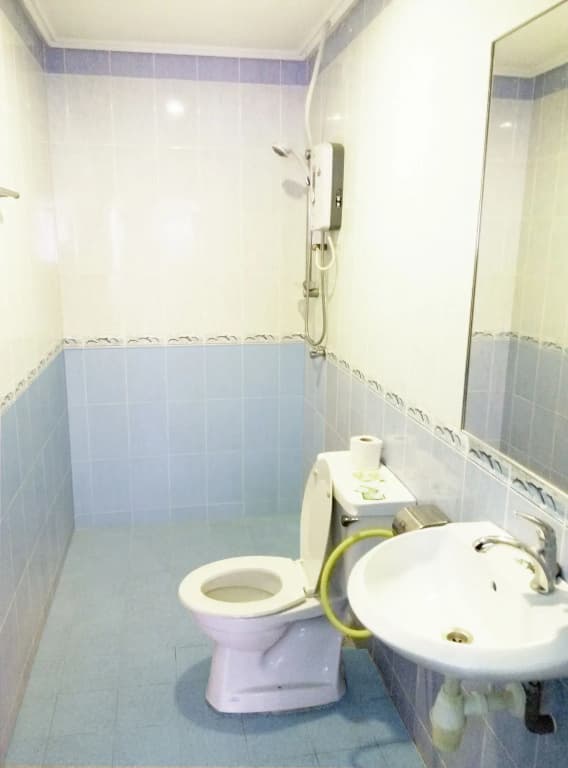 Globallon Hotel Apartment - photo 8