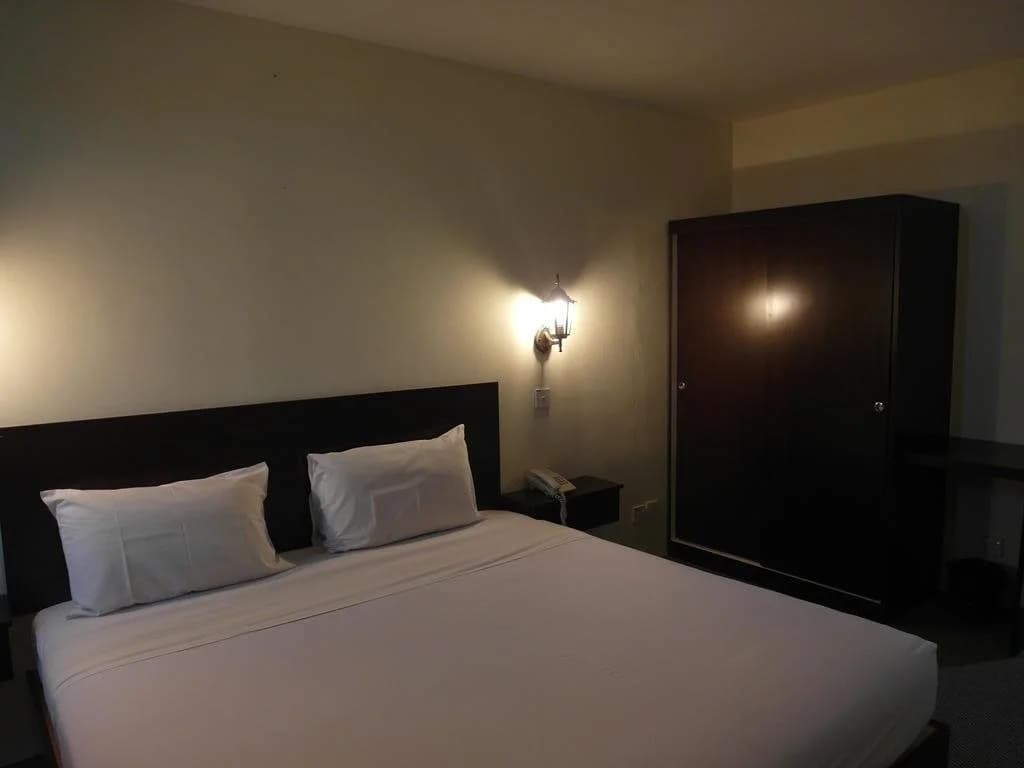 D' Vista Hotel - photo 10