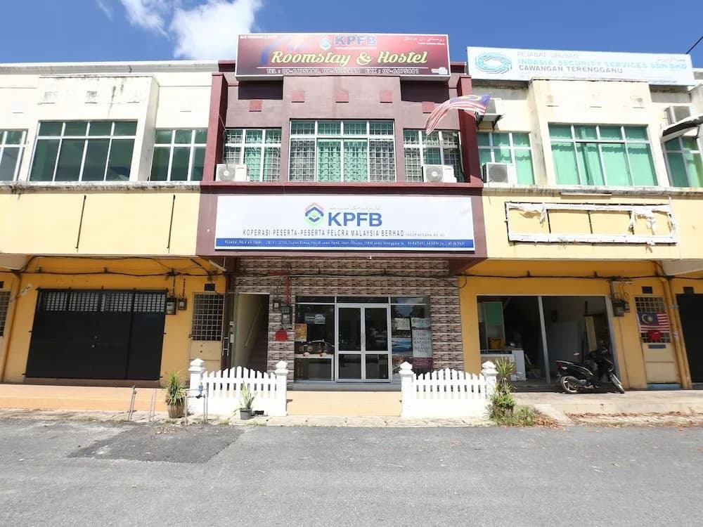 SPOT ON 90163 Kpfb Roomstay 2 - Hostel - photo 1