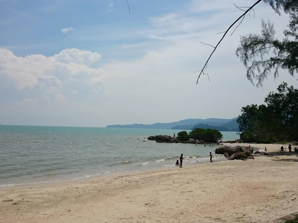Bayan Seaside Guesthouse - photo 6