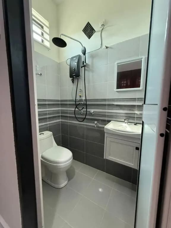 Homestay Selesa KKI 2 Guest House - photo 11