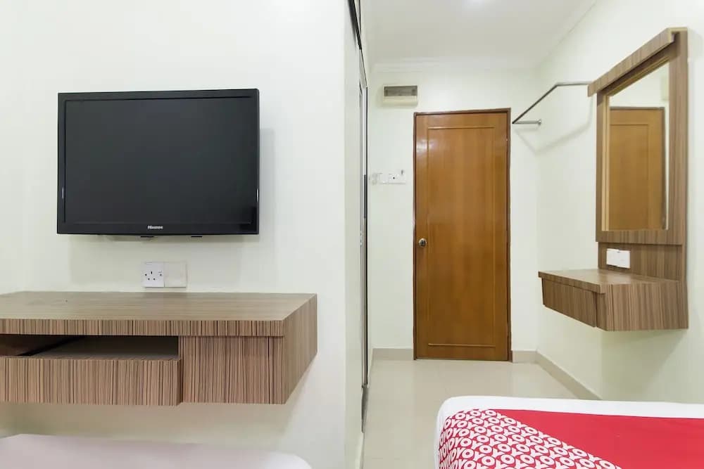 Oyo 90623 Thank Q Inn 3 - photo 4