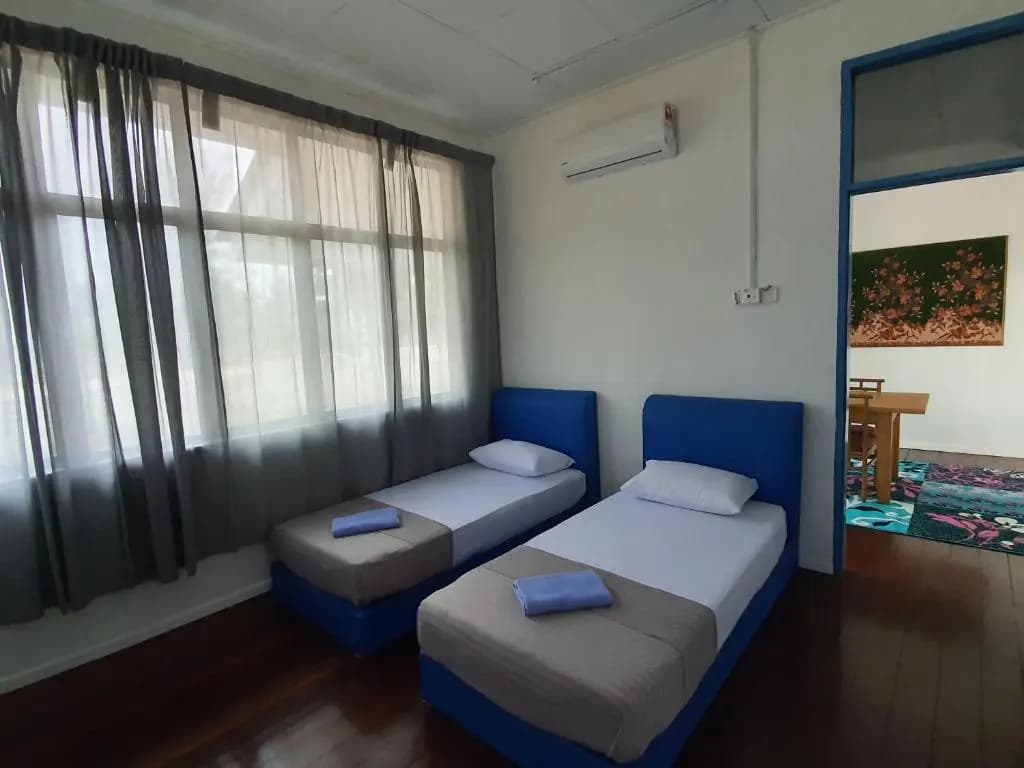 ALA Beach Lodge - Ketapang Homestay - photo 4