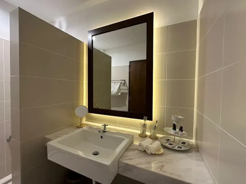 19th Century Boutique Hotel - photo 2