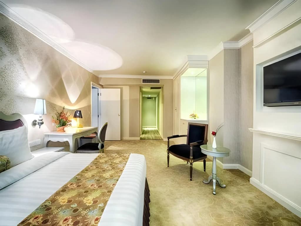 RC Hotel - photo 6