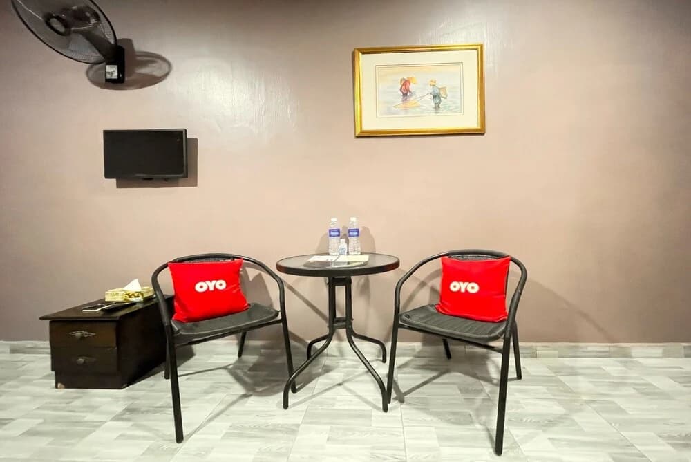 Inspire Rooms by Oyo Rooms - photo 5