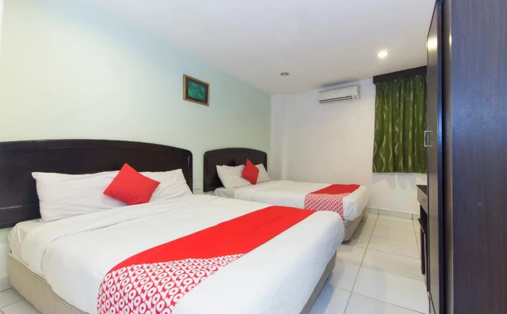 OYO 427 Hotel Kristal - photo 3