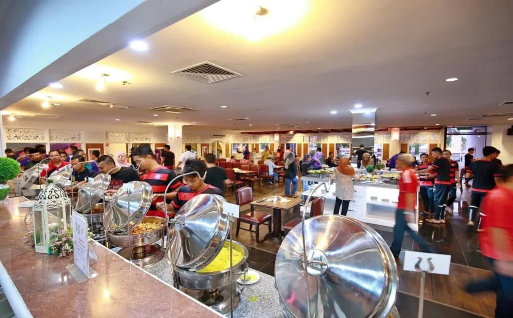 The Putra Regency Hotel - photo 23