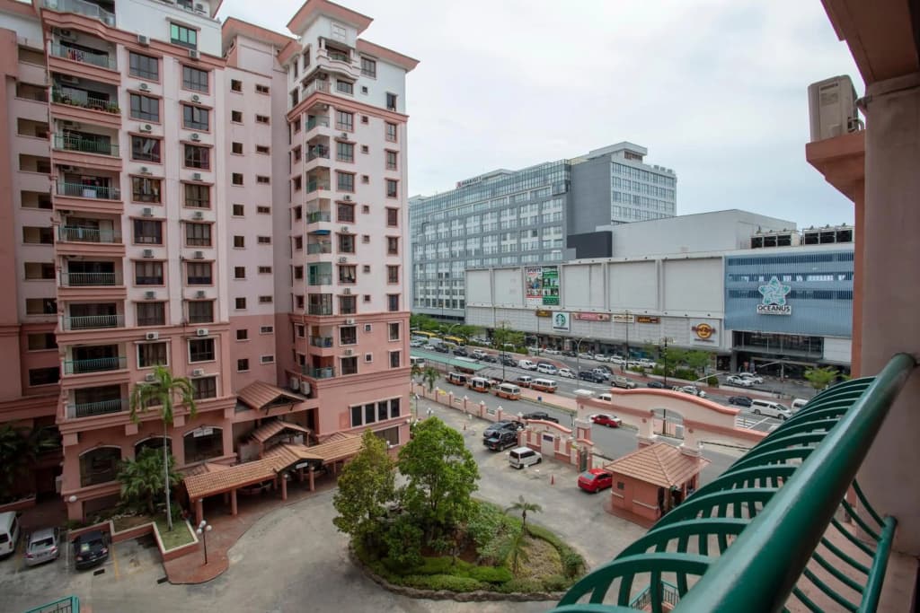 Marina Court 3Bilik2Tandas Apartmen Tengah2 Bandar Maksimum 10 Org Termsk Kanak2 1 Parkir Percuma 2 Kolam Besar - photo 28