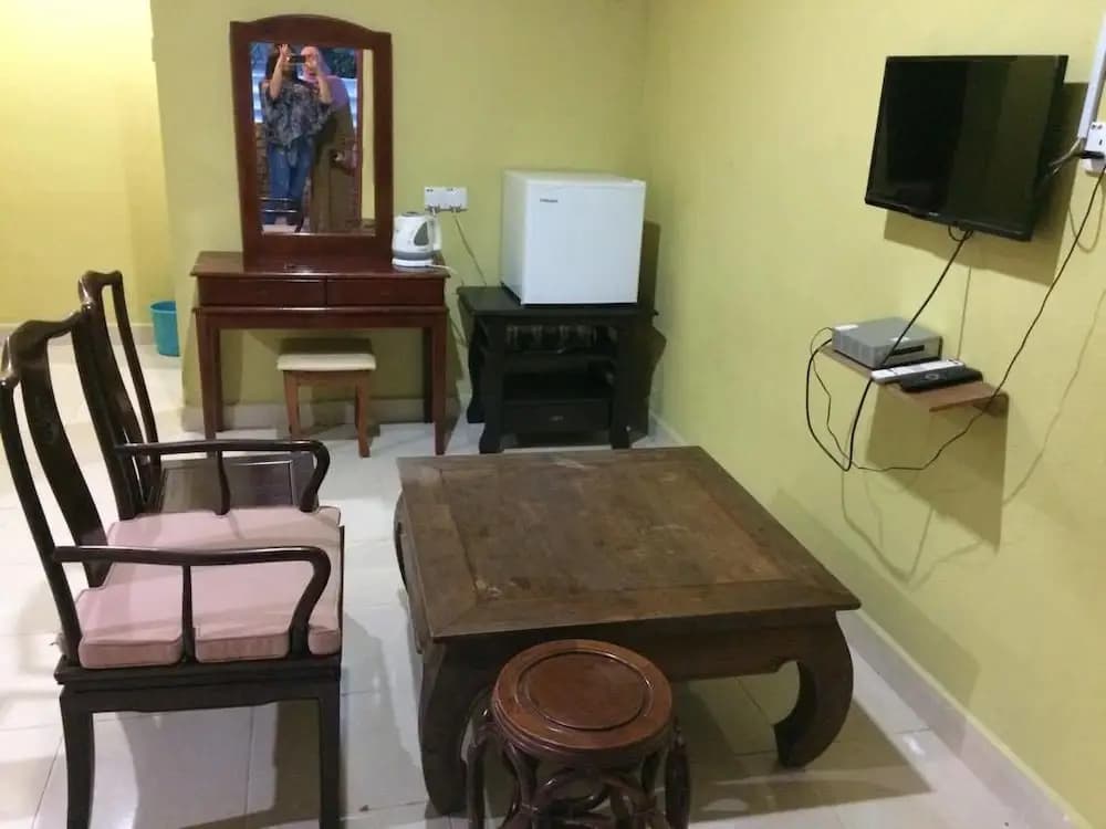 Bohok Guest House - photo 1
