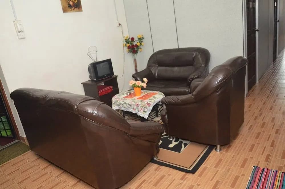 SPOT ON 89920 Muwaffaq Inn - photo 13