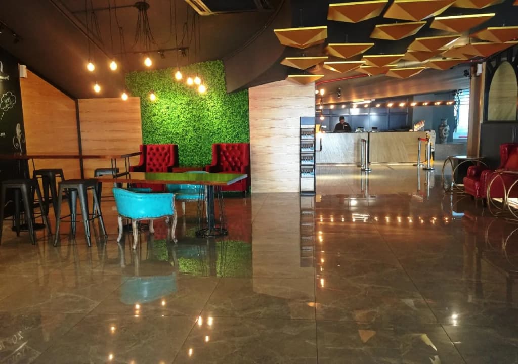 G5 Hotel and Services Apartment - photo 15