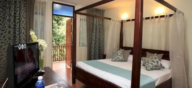 Suria Hill Country House, Janda Baik - photo 4