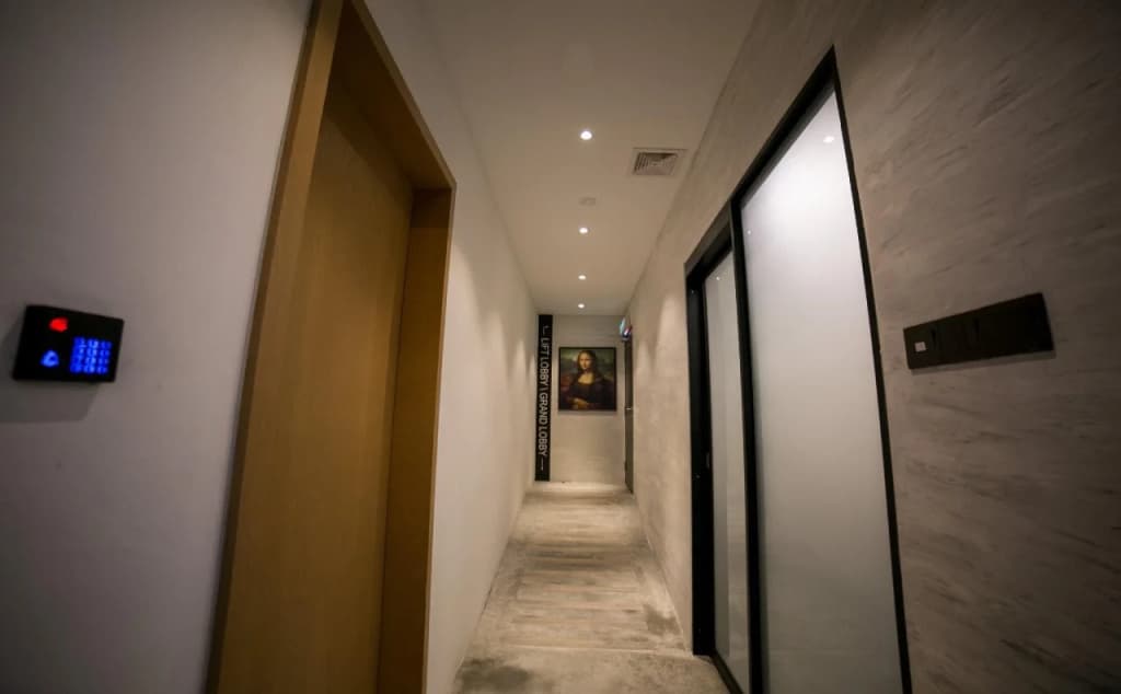 Eureka Hotel - photo 11