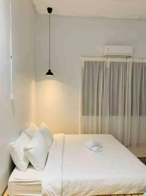 Tokmi retreat home with spacious garden - photo 5