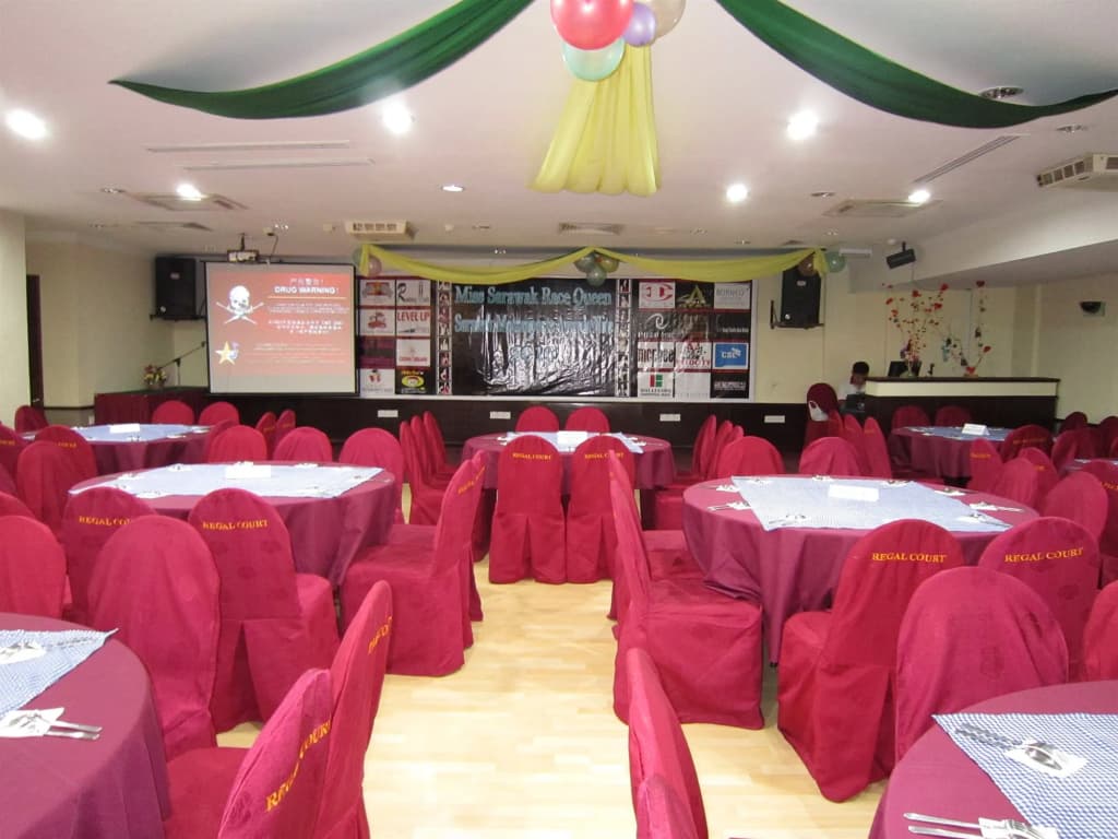 Regal Court Hotel Kuching - photo 9