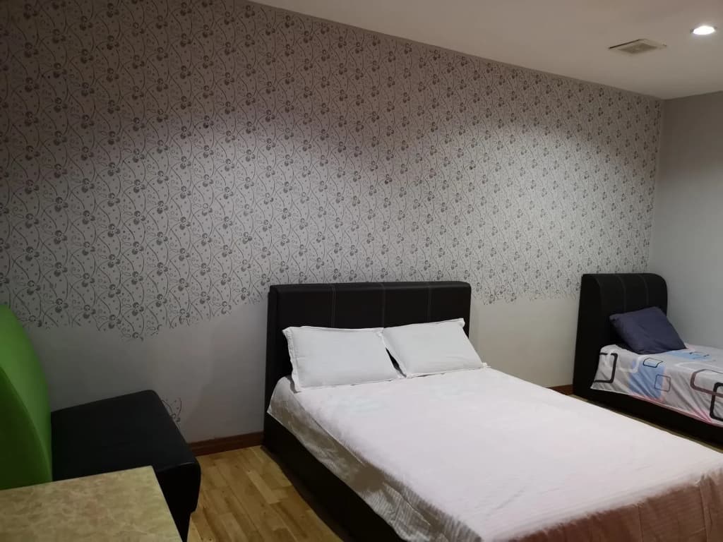 Home Inn - photo 4