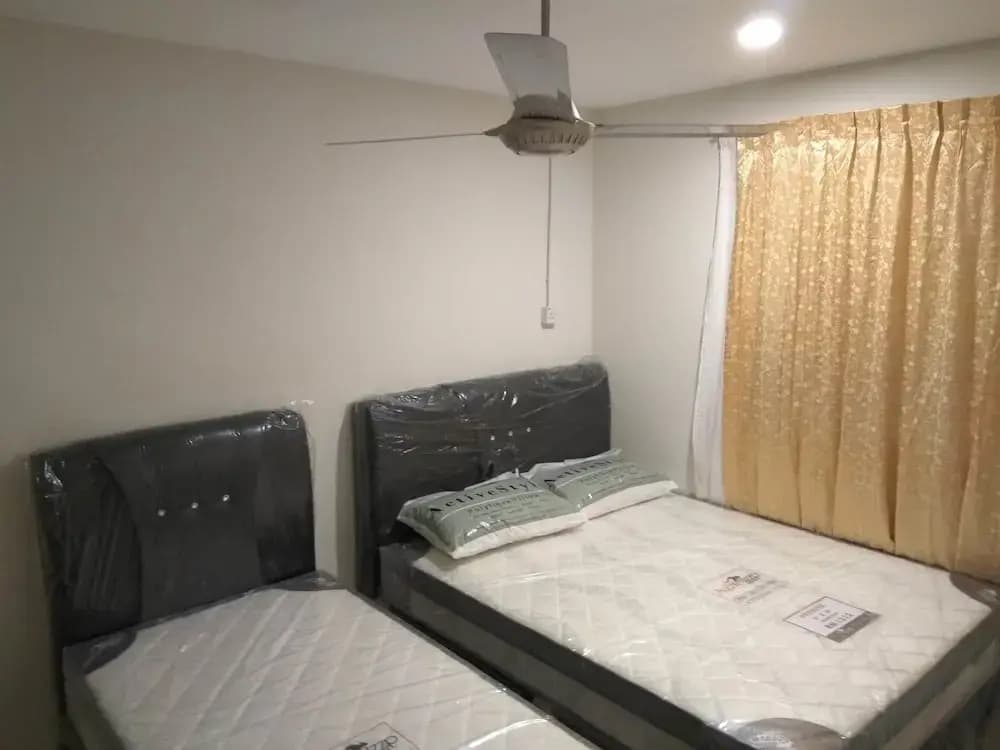 Sakura Bandar Semariang Guest House - photo 4