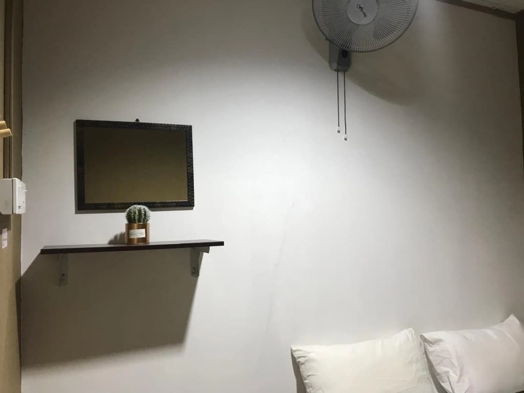 Nusantara Mattwaddien Hostel - photo 21