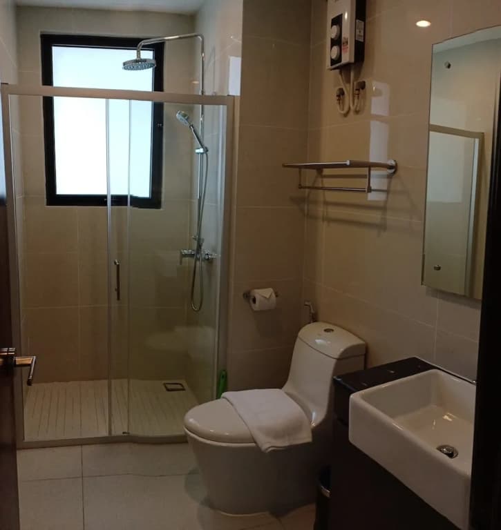 Sea View Homestay @ Country Garden Danga Bay - photo 8