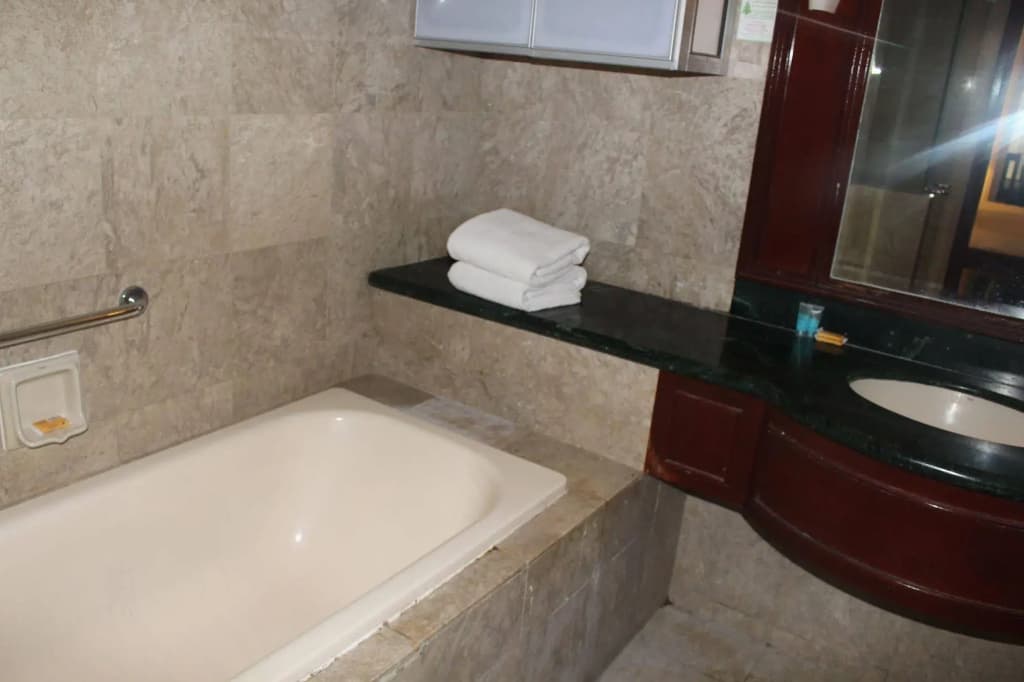 Galaxy Service Suites at Times Square - photo 9