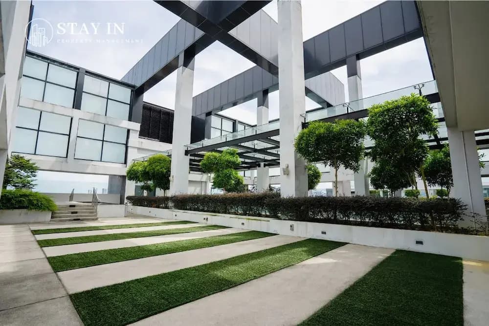 Luxstay Atria Sofo Suites Apartments - photo 1