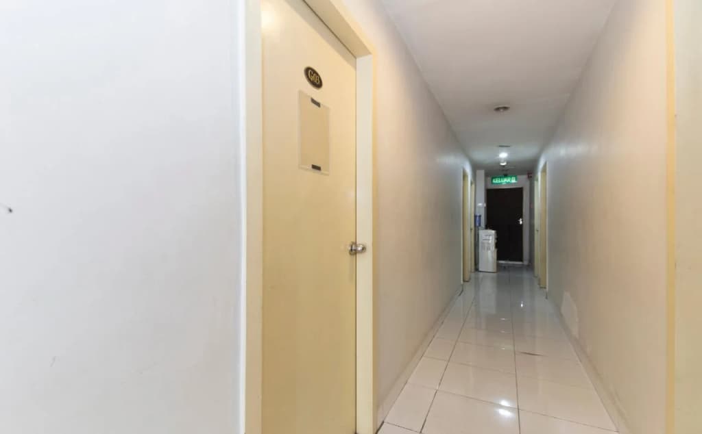 OYO 427 Hotel Kristal - photo 8