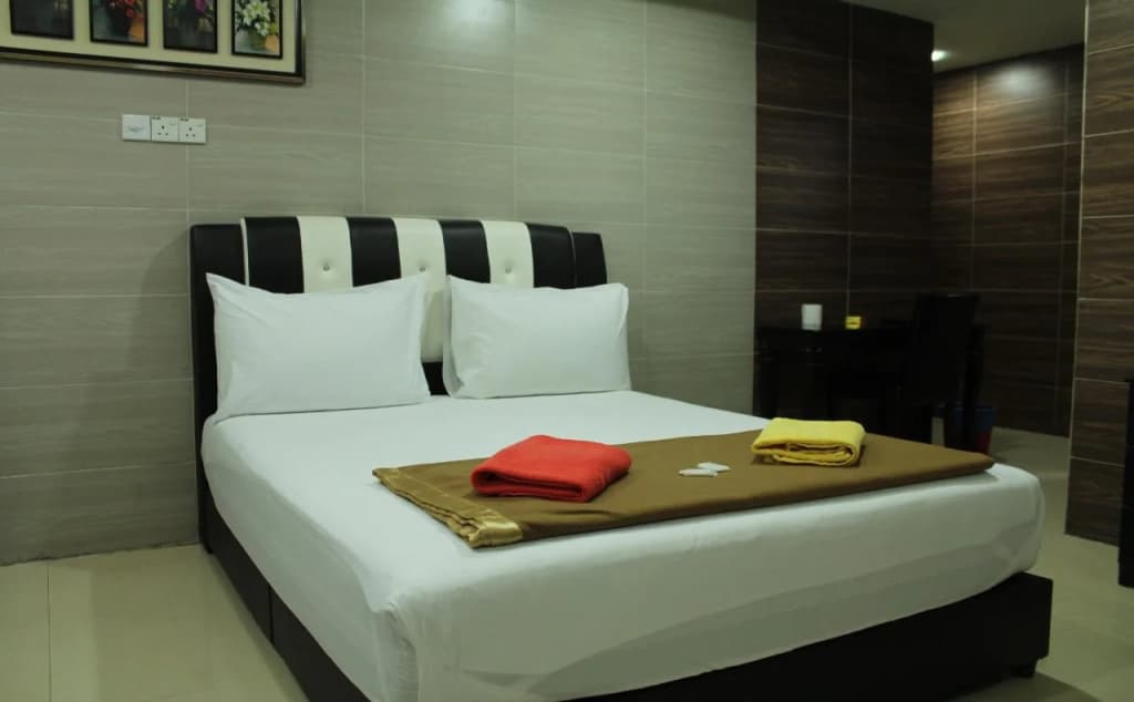 Serdang Business Hotel - photo 5