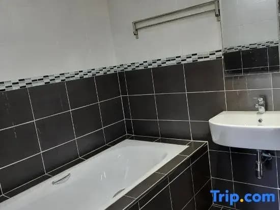 golf club homestay (Muslim-friendly) - photo 1
