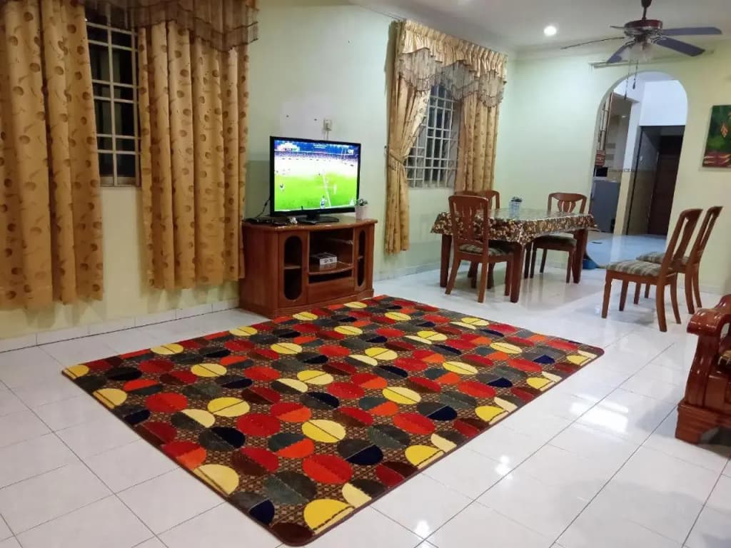Muslim Homestay Ustaz 2 - photo 2