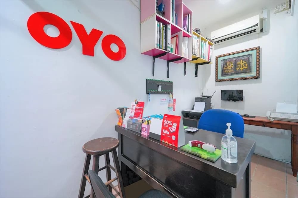 OYO 89850 Mutiara Motel - photo 12