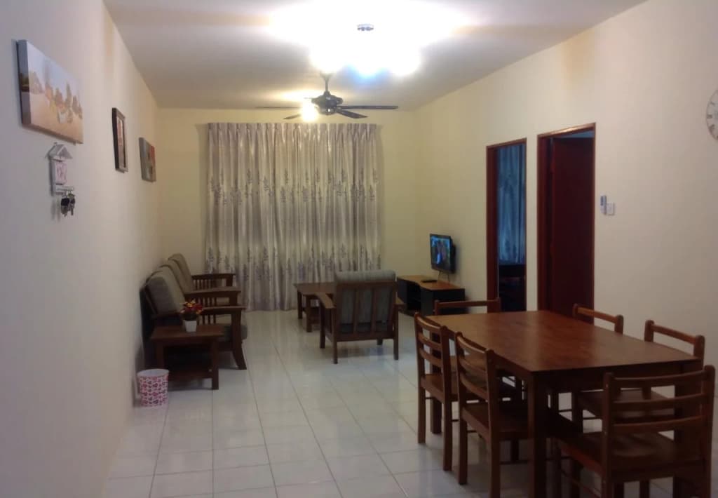 KK Holiday Suites Apartment - photo 7