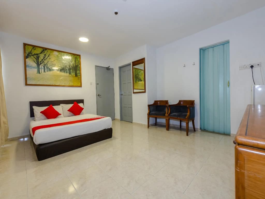 OYO 1090 Hollitel Hotel Melaka - photo 4