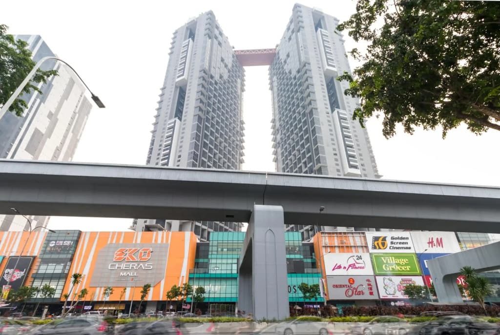 EkoCheras Premium Suites - photo 1