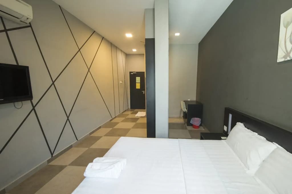Elite Hotel Muar - photo 4