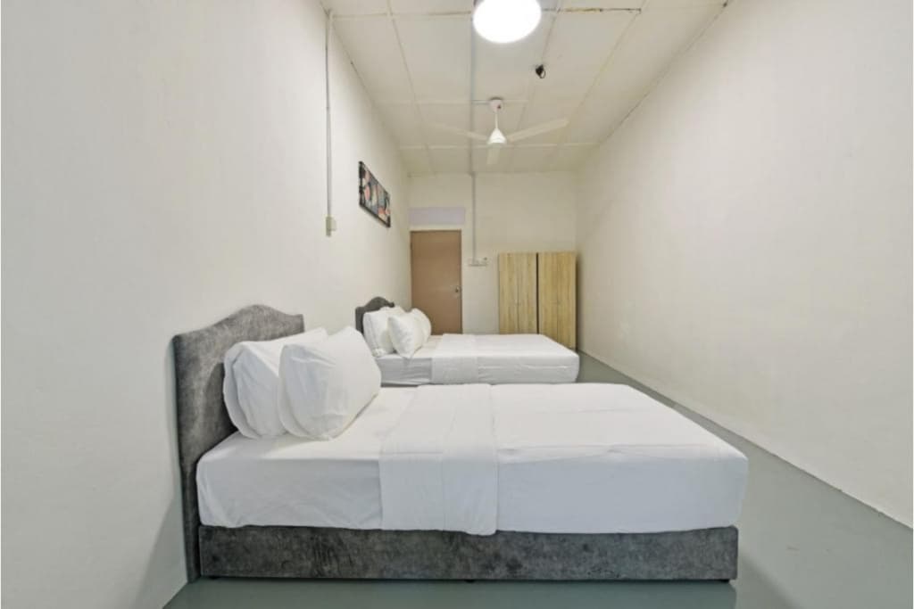 Hotel O S Homestay - photo 4