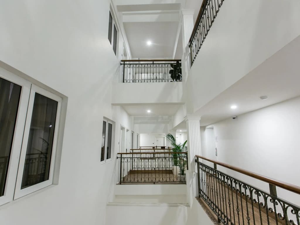 Belllo Hotel JB Central - photo 11