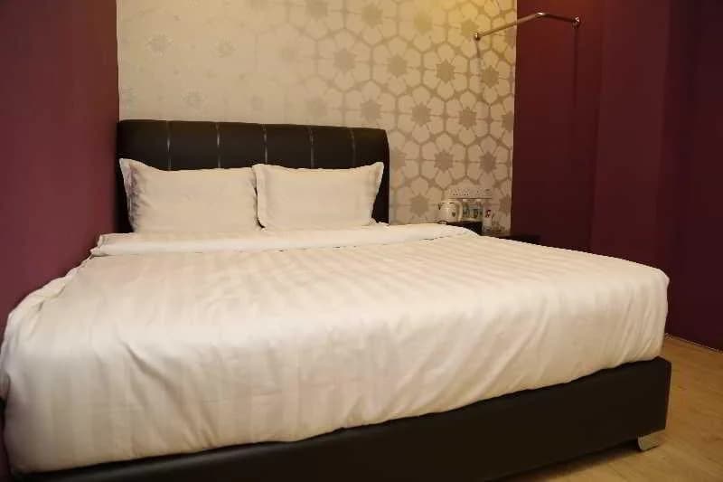 M Garden Hotel Kajang - photo 1