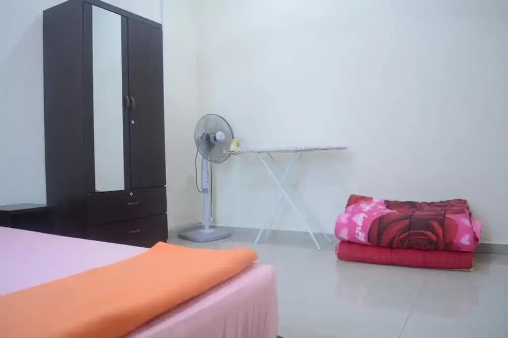 Achutra Guesthouse - photo 4