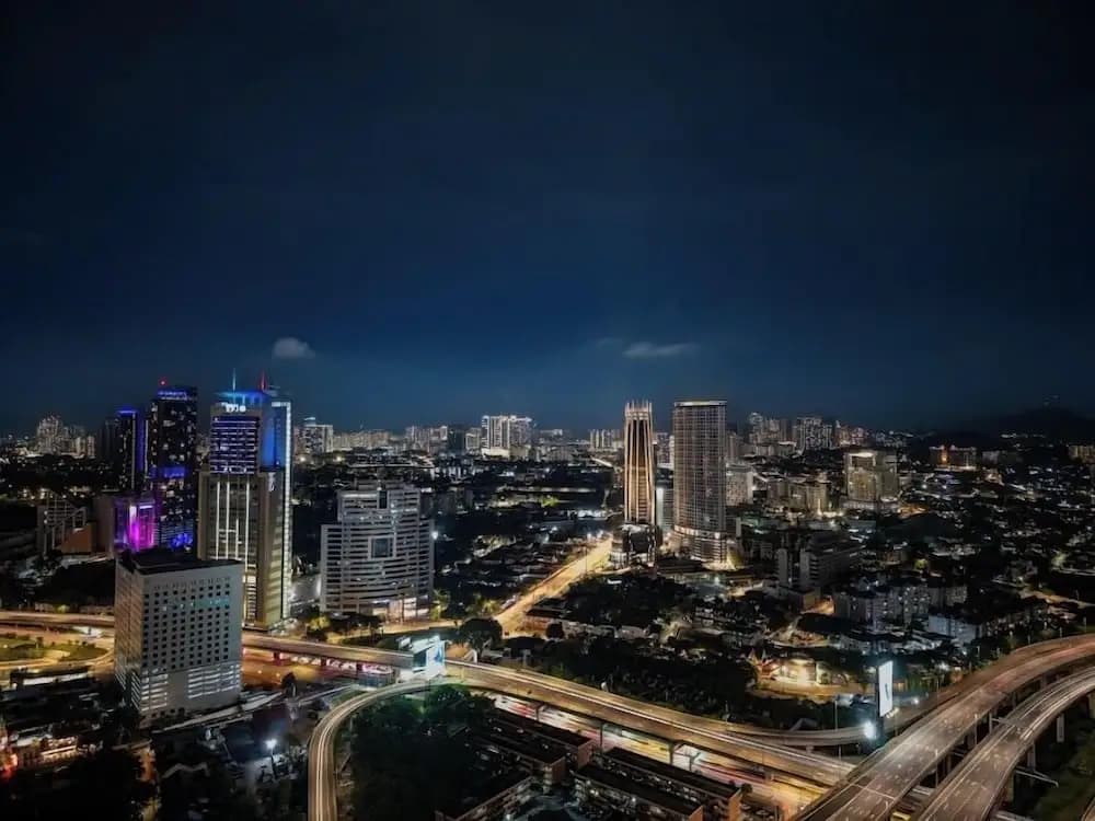 Scarletz Suites KLCC by M SUITES - photo 22