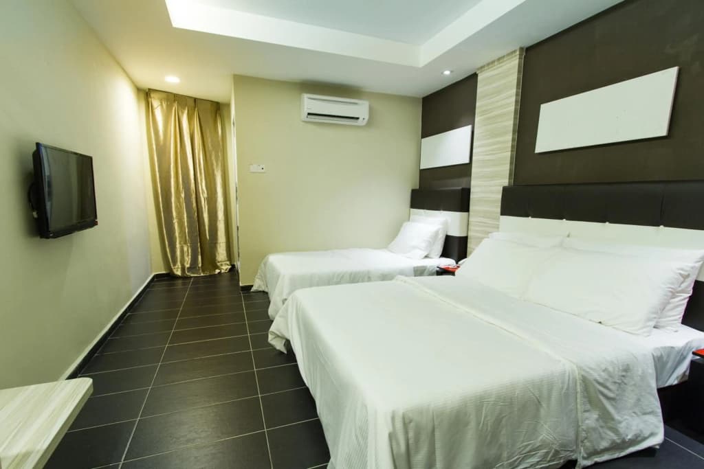 JS Hotel - photo 15